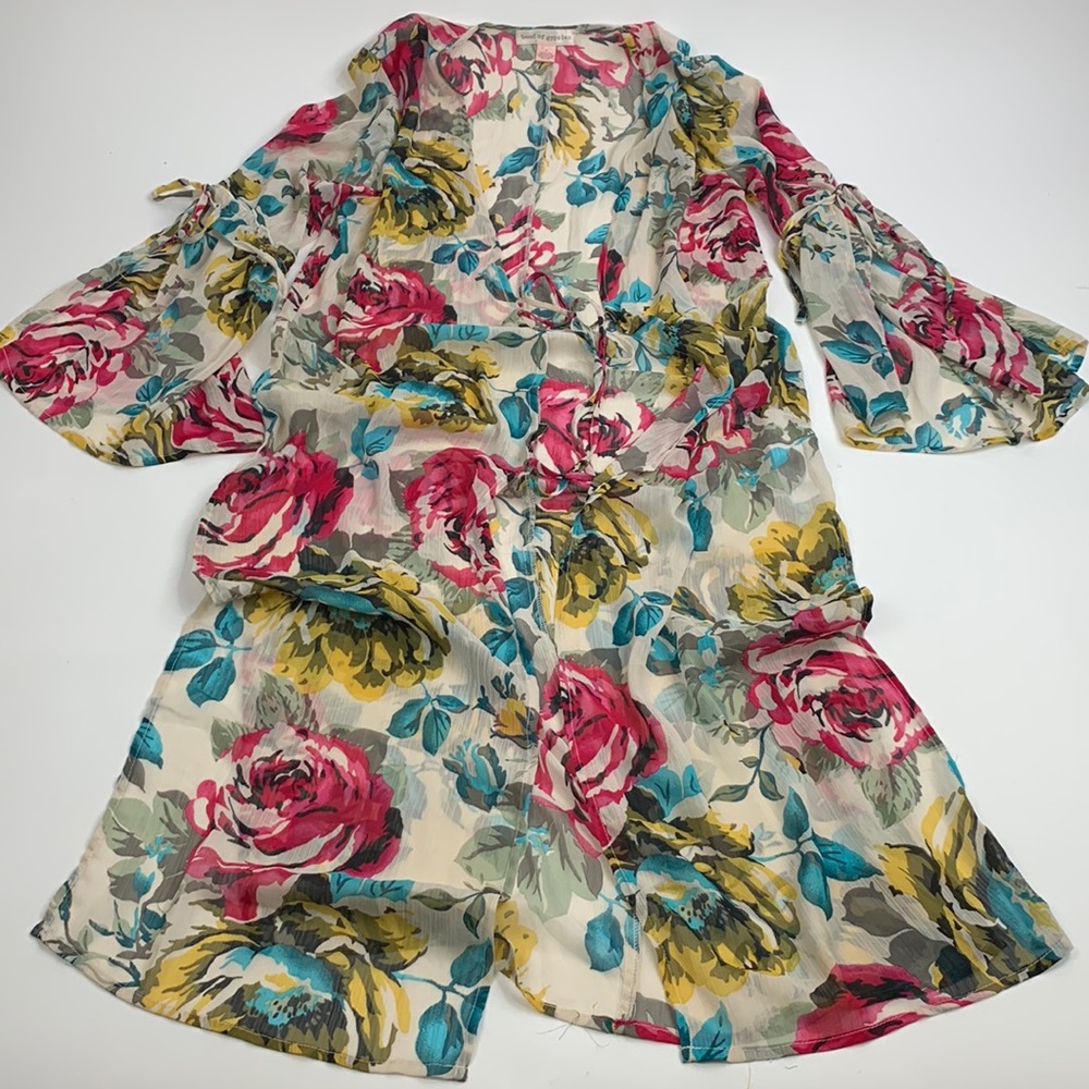 Band Of Gypsies Floral Tie Ruffke bell sleeve robe Size Small Open front tie